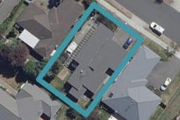 100 Saint James Drive, Huntington, Hamilton