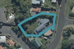 1A Wharfdale Street, Macandrew Bay, Dunedin