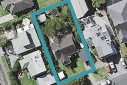 2 Winscombe Street, Belmont, Auckland