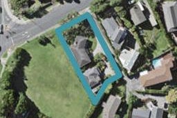 2/90 Hastings Road, Mairangi Bay, Auckland