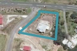 1 Emay Road, PAHI, PAPAROA