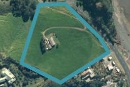1895 East Coast Road, WHAKATIWAI, MIRANDA