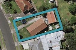 12 Dairy Road, Otara, Auckland