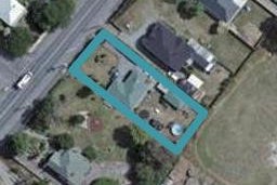 413 High Street South, Carterton