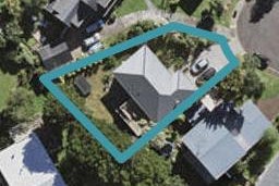 16 Totara Grove, Hillcrest, Auckland