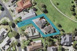 2/24 Leicester Parade, Somerville, Manukau