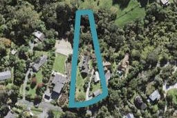 28 Chatham Avenue, Paremoremo, Auckland