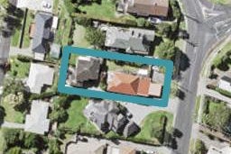 1/120 Litten Road, Cockle Bay, Auckland