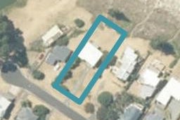 102 Seaview Road, Whangamata
