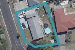 2 Fenwick Crescent, Hillcrest, Hamilton