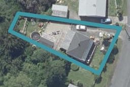 8 Seaview Road, Brighton, Dunedin