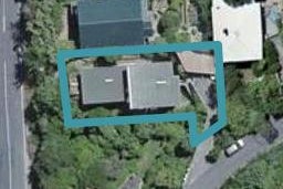 19 Creswick Terrace, Northland, Wellington