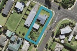 42 Muir Avenue, Mangere Bridge, Auckland