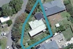 1 Beatty Avenue, Karori, Wellington