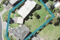 1/17 Scarboro Terrace, Murrays Bay, Auckland