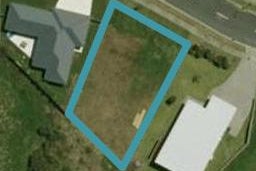 30 Kowi Lakes Drive, One Tree Point