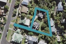 2/20A RAWENE RD, Birkenhead, Auckland