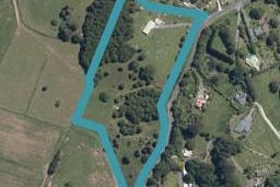 341 Crane Road, Kamo