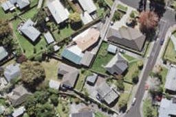 1B Edgewood Way, Henderson, Auckland