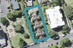 2/6 Sidmouth Street, Mairangi Bay, Auckland