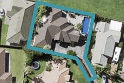 18 Arrathorne Place, Northpark, Auckland