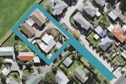 2/140A Hepburn Road, Glendene, Auckland