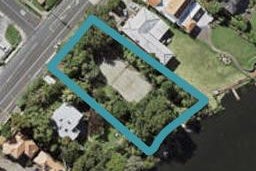 68 Shakespeare Road, Milford, Auckland