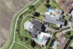 2/16 Oleander Point, Farm Cove, Auckland