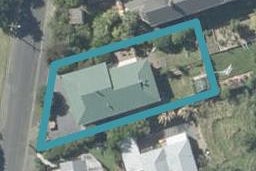 8 Wakatipu Street, Ravensbourne, Dunedin
