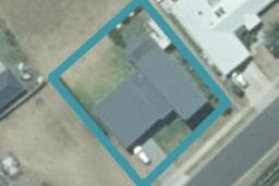 12 Debenham Drive, Whitianga
