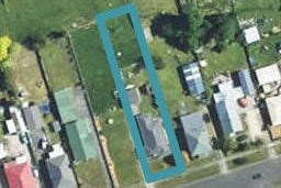 44 Cloten Road, Stratford