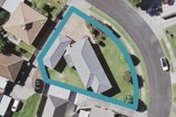 13 Tomintoul Place, Highland Park, Auckland