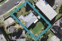 4 Mountbatten Avenue, Hillcrest, Auckland