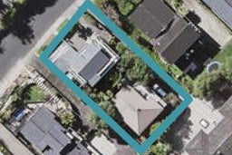 1/12 Commodore Parry Road, Castor Bay, Auckland