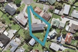 11 Ian Place, Glendene, Auckland