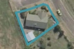 6 Walton Street, Bulls