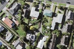 5A Paparoa Road, Cockle Bay, Auckland