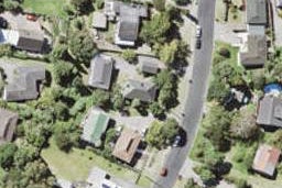 2/17 Philson Terrace, Browns Bay, Auckland