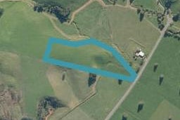 61 Johnson Road, Hikurangi