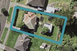 46 Waddell Avenue, Point England, Auckland