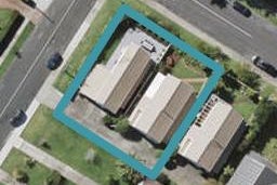 1/1 Waitemata Road, Hauraki, Auckland