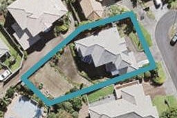 5 David Beattie Place, Chatswood, Auckland