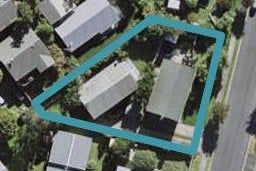 2/13 Witheford Drive, Bayview, Auckland