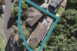 2/32 Witheford Drive, Bayview, Auckland