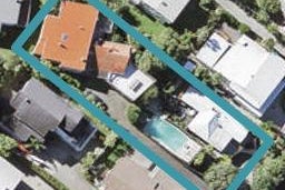 1/11 Korotaha Terrace, Rothesay Bay, Auckland