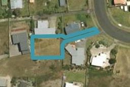 8A Ata-Mahina Way, Ruakaka