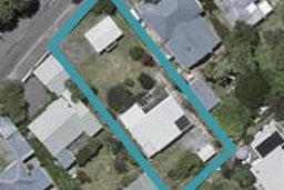 30 Wellington Road, Paekakariki