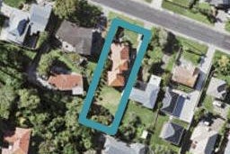 37 Beach Road, Mellons Bay, Auckland