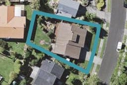 8 Voltaire Court, Botany Downs, Auckland