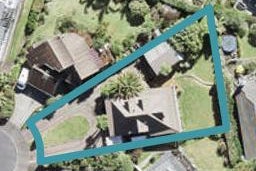 11 Higham Ferrers Place, Red Beach, Red Beach